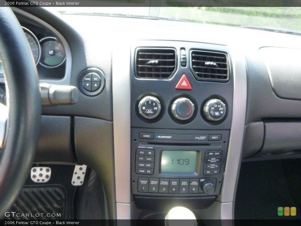 Black Interior Controls for the 2006 Pontiac GTO Coupe #82389271