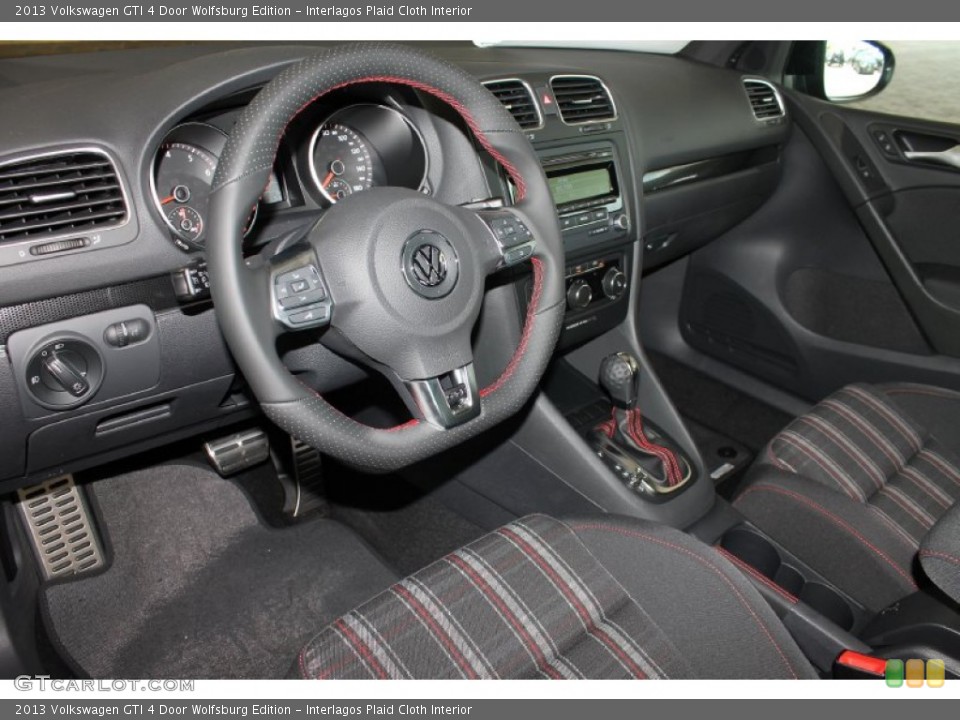 Interlagos Plaid Cloth 2013 Volkswagen GTI Interiors