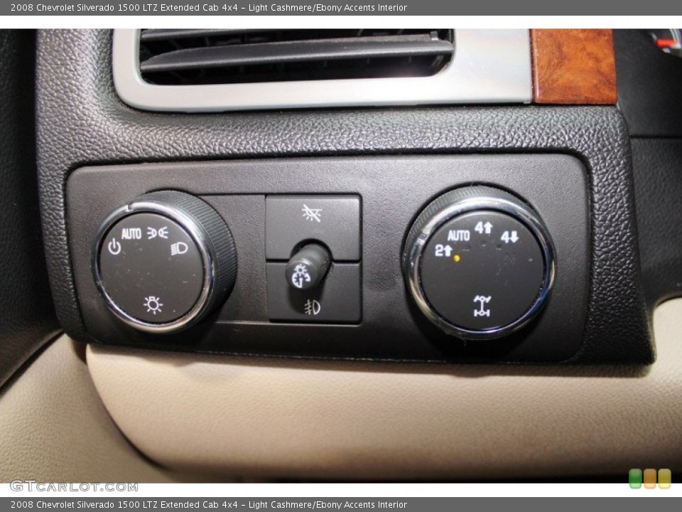 Light Cashmere/Ebony Accents Interior Controls for the 2008 Chevrolet Silverado 1500 LTZ Extended Cab 4x4 #82408104