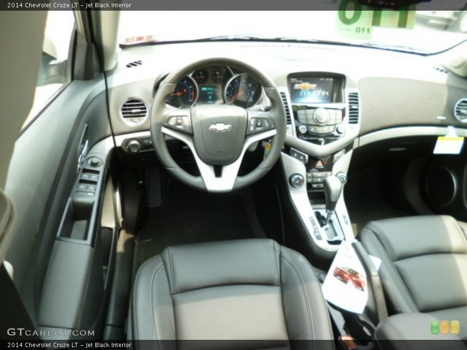 Jet Black Interior Dashboard for the 2014 Chevrolet Cruze LT #82412238