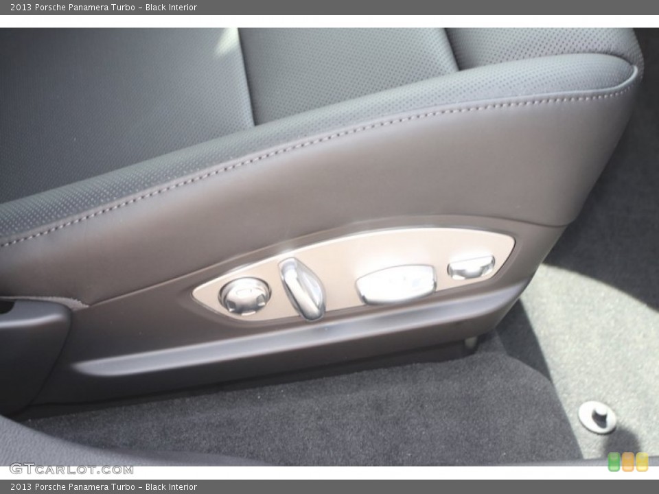 Black Interior Controls for the 2013 Porsche Panamera Turbo #82412565