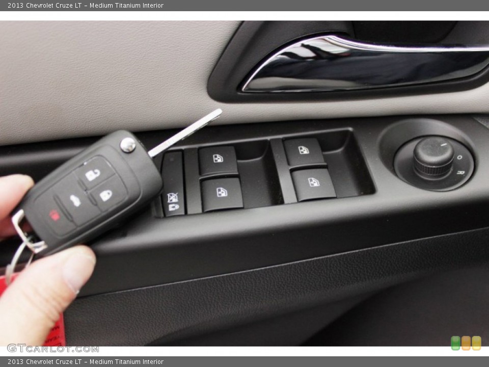 Medium Titanium Interior Controls for the 2013 Chevrolet Cruze LT #82412886