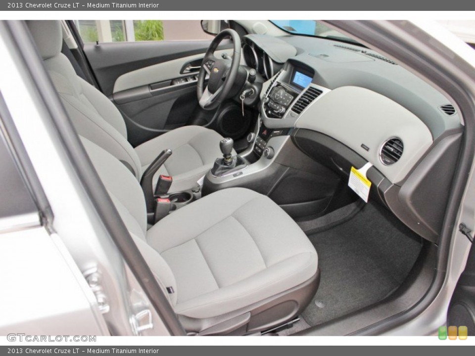 Medium Titanium Interior Photo for the 2013 Chevrolet Cruze LT #82412933
