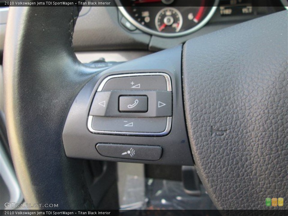 Titan Black Interior Controls for the 2010 Volkswagen Jetta TDI SportWagen #82424339