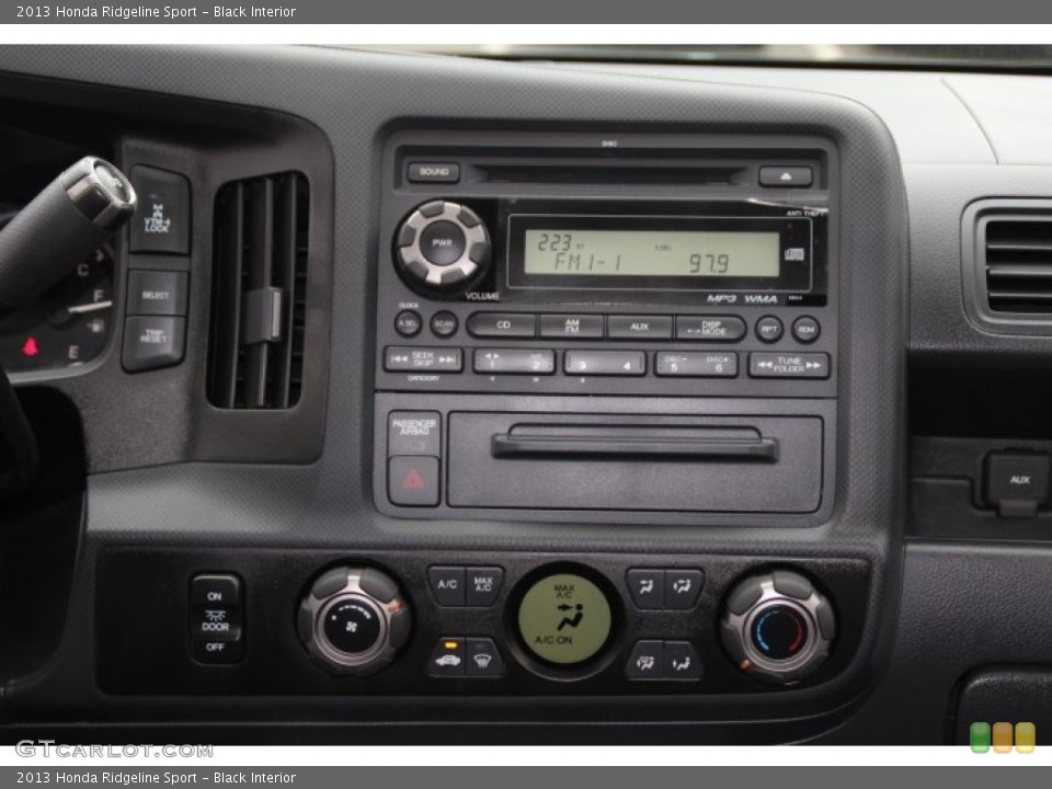 Black Interior Controls for the 2013 Honda Ridgeline Sport #82430352