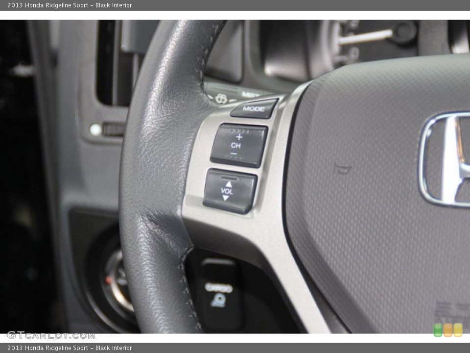 Black Interior Controls for the 2013 Honda Ridgeline Sport #82430424