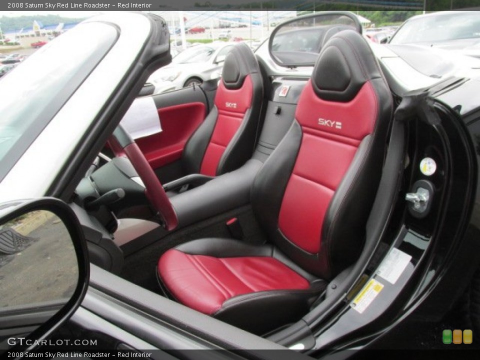 Red Interior Photo for the 2008 Saturn Sky Red Line Roadster #82437471