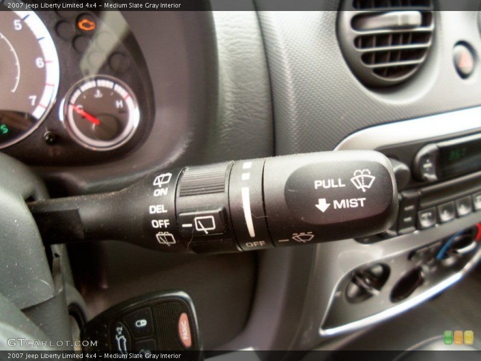 Medium Slate Gray Interior Controls for the 2007 Jeep Liberty Limited 4x4 #82441185