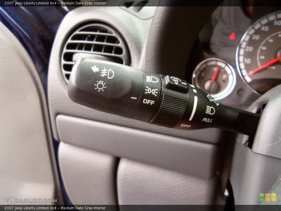 Medium Slate Gray Interior Controls for the 2007 Jeep Liberty Limited 4x4 #82441194