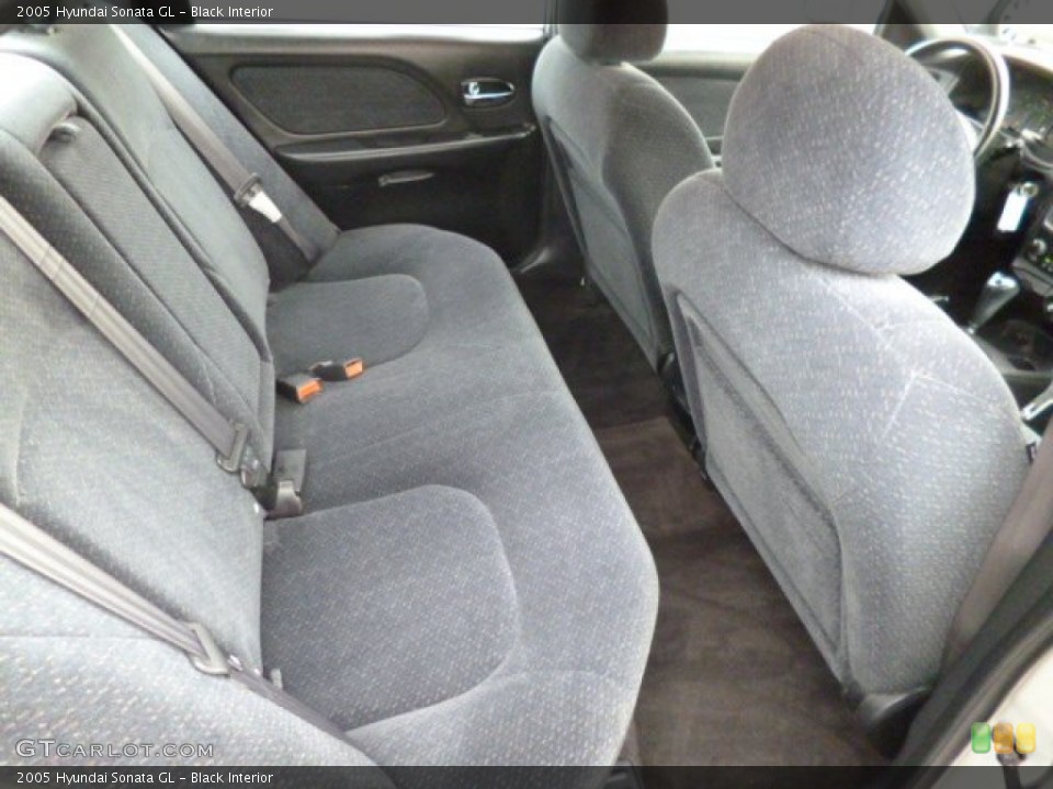 Black Interior Rear Seat for the 2005 Hyundai Sonata GL #82449283