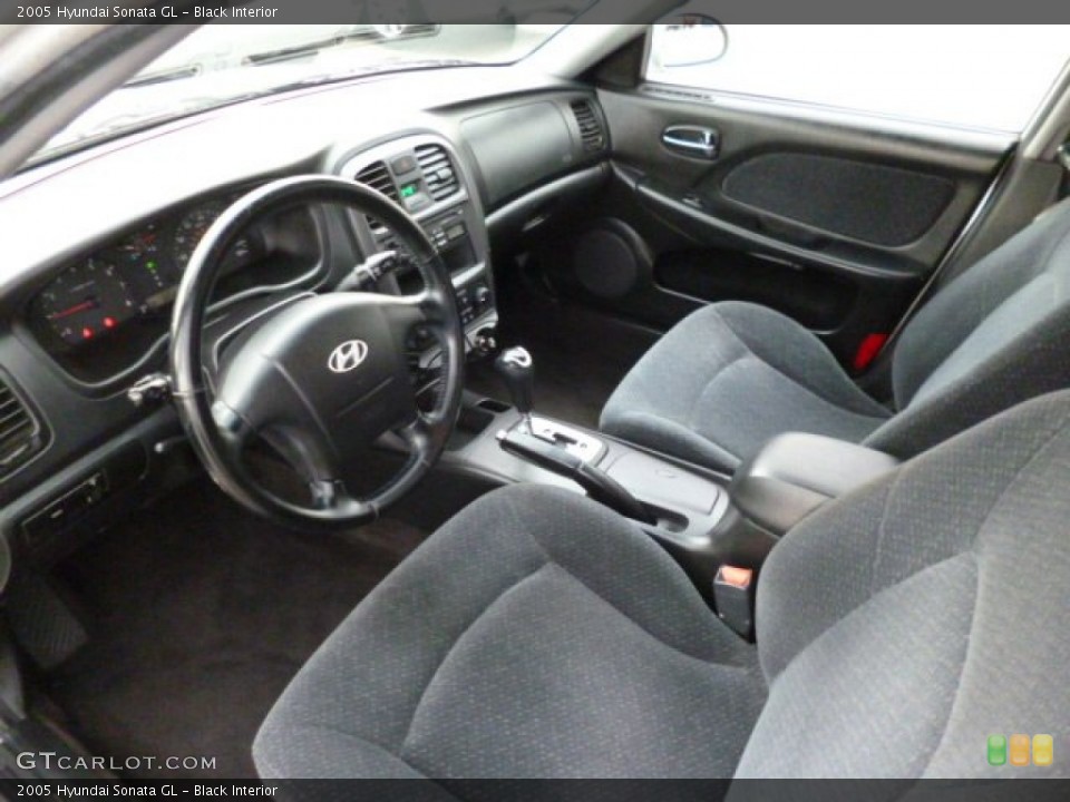 Black Interior Prime Interior for the 2005 Hyundai Sonata GL #82449351