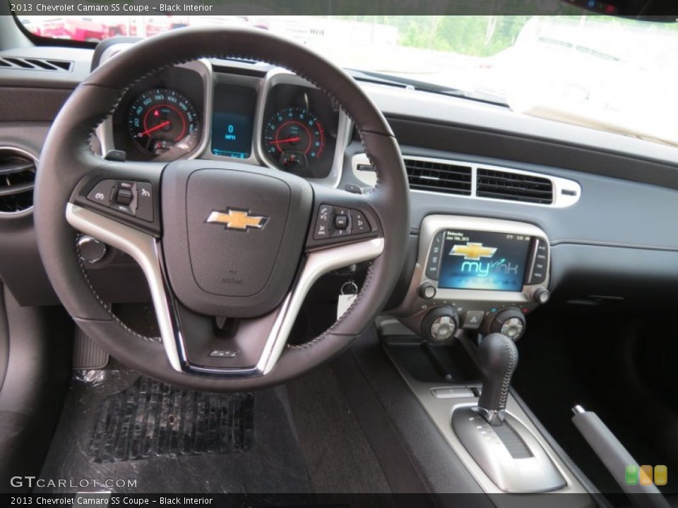 Black Interior Dashboard for the 2013 Chevrolet Camaro SS Coupe #82450078