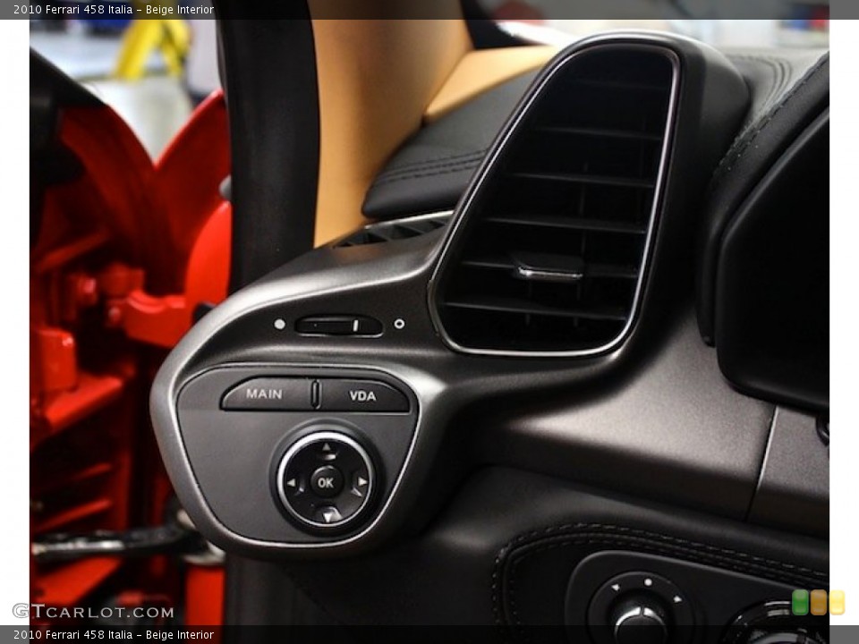 Beige Interior Controls for the 2010 Ferrari 458 Italia #82452735