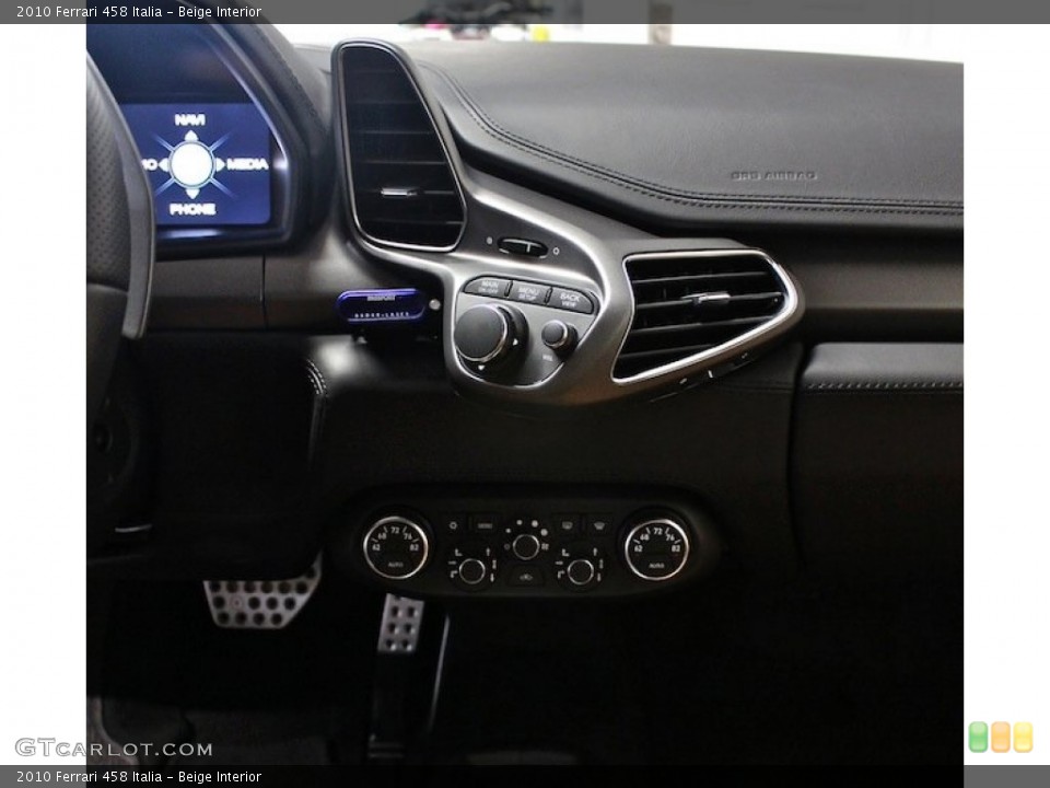 Beige Interior Controls for the 2010 Ferrari 458 Italia #82452907
