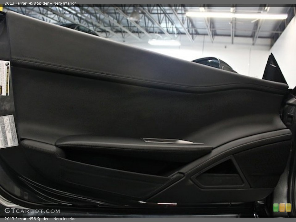 Nero Interior Door Panel for the 2013 Ferrari 458 Spider #82453898