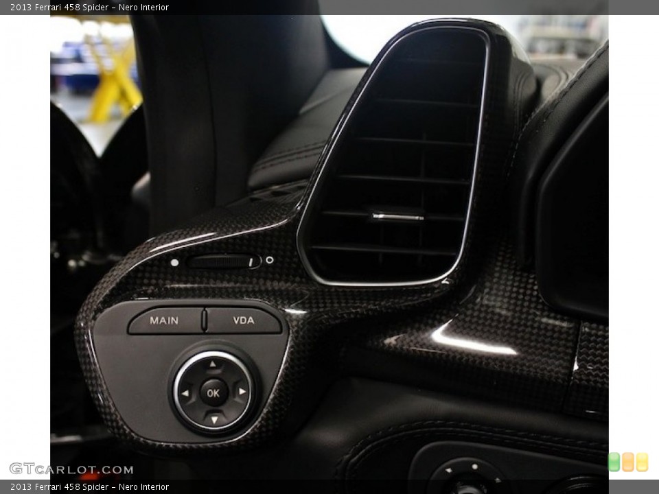 Nero Interior Controls for the 2013 Ferrari 458 Spider #82454201