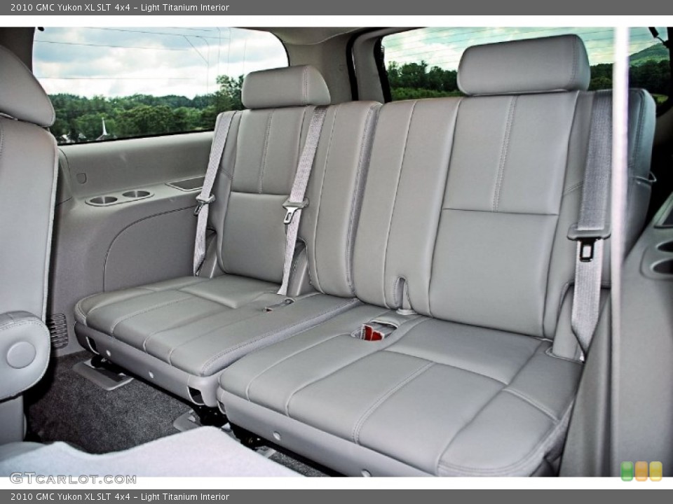 Light Titanium Interior Rear Seat for the 2010 GMC Yukon XL SLT 4x4 #82454792