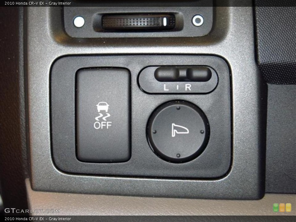 Gray Interior Controls for the 2010 Honda CR-V EX #82461939