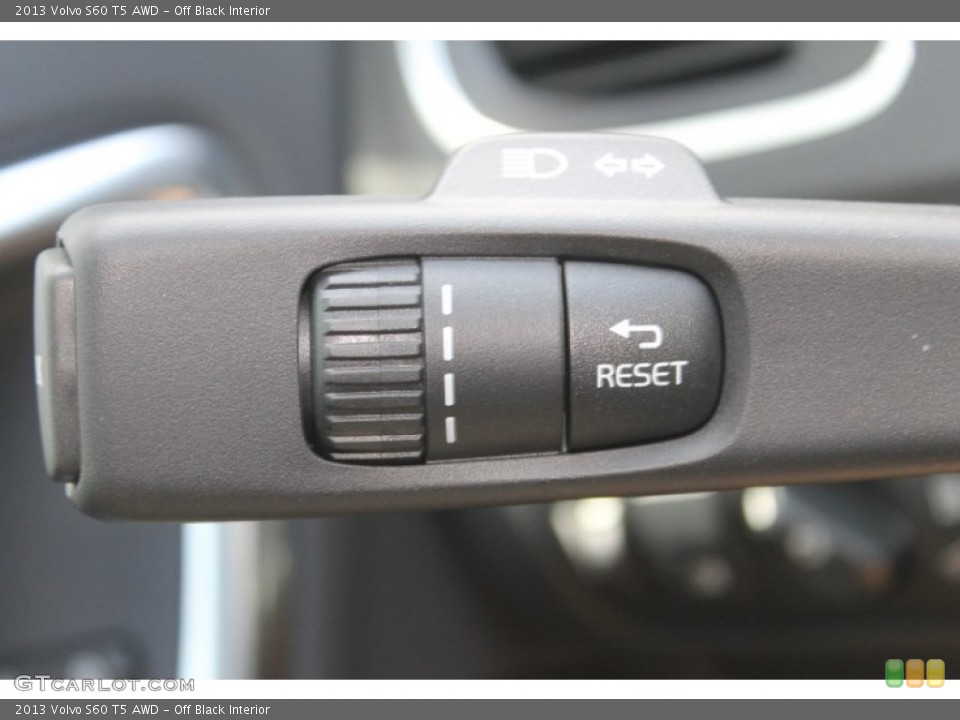 Off Black Interior Controls for the 2013 Volvo S60 T5 AWD #82462526