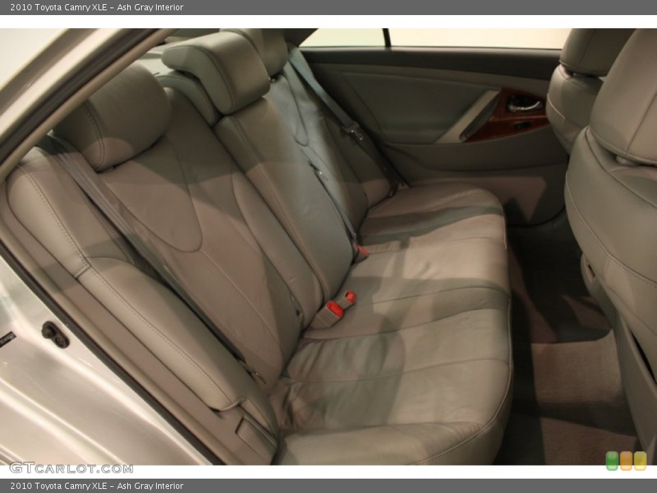 Ash Gray Interior Rear Seat for the 2010 Toyota Camry XLE #82464237