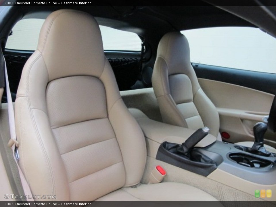 Cashmere Interior Photo for the 2007 Chevrolet Corvette Coupe #82466723
