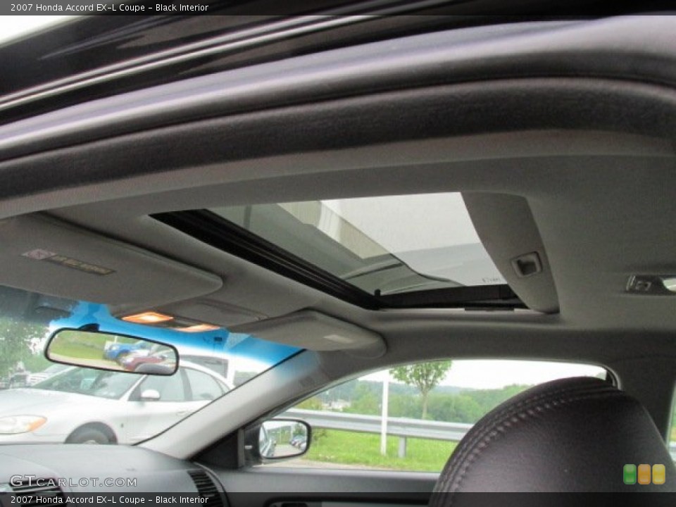 Black Interior Sunroof for the 2007 Honda Accord EX-L Coupe #82472907
