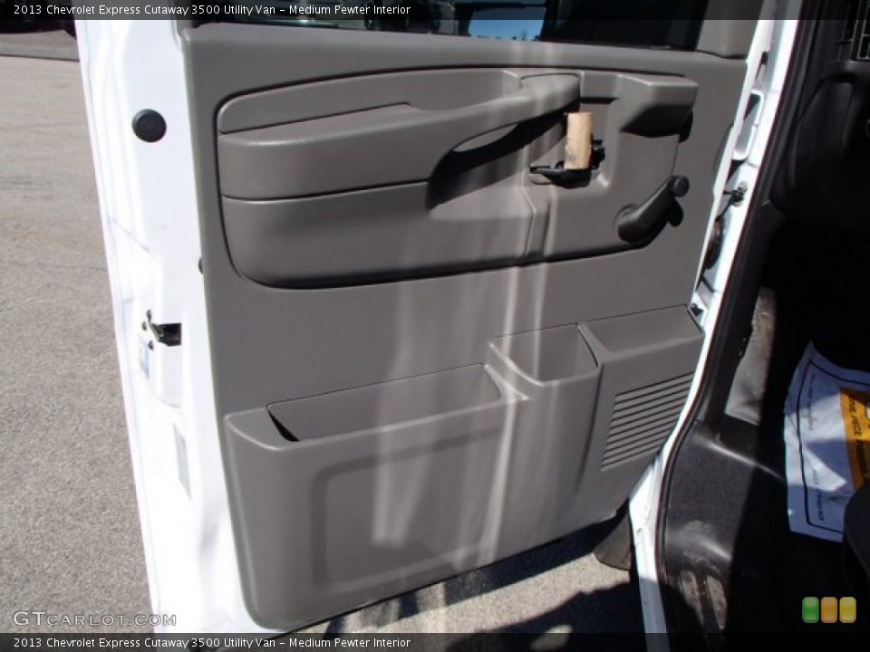 Medium Pewter Interior Door Panel for the 2013 Chevrolet Express Cutaway 3500 Utility Van #82485578