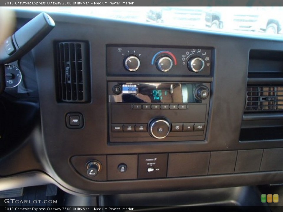 Medium Pewter Interior Controls for the 2013 Chevrolet Express Cutaway 3500 Utility Van #82485627