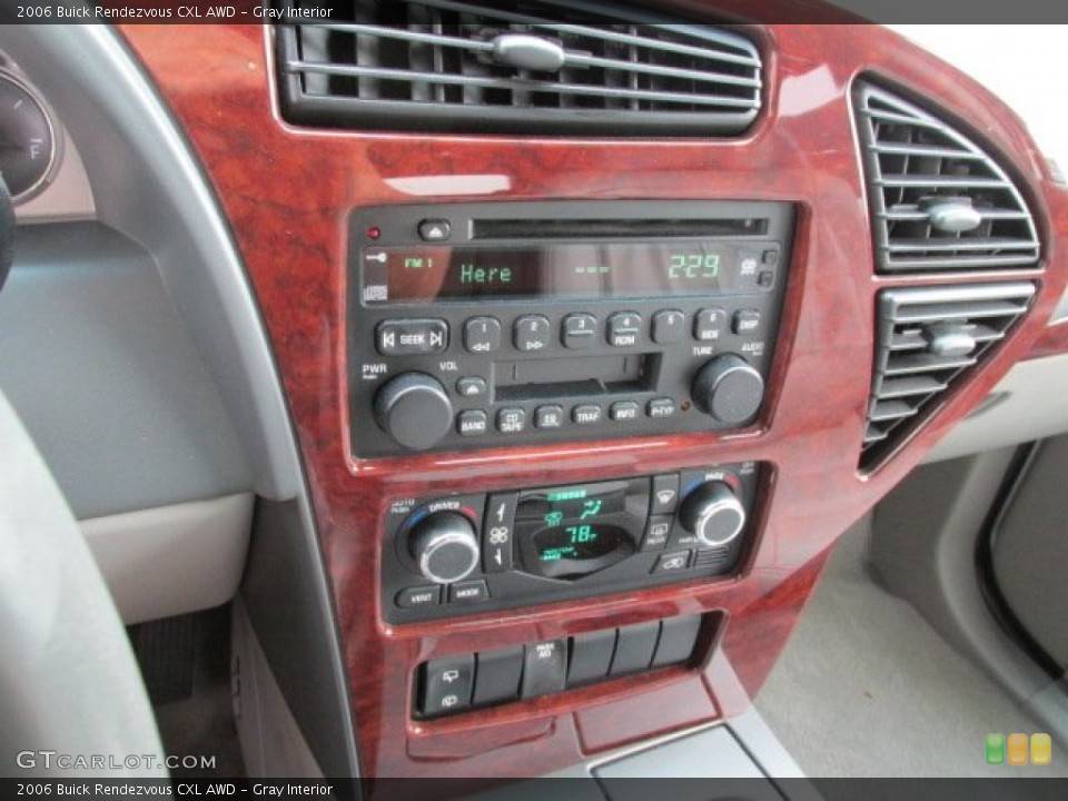 Gray Interior Controls for the 2006 Buick Rendezvous CXL AWD #82490108