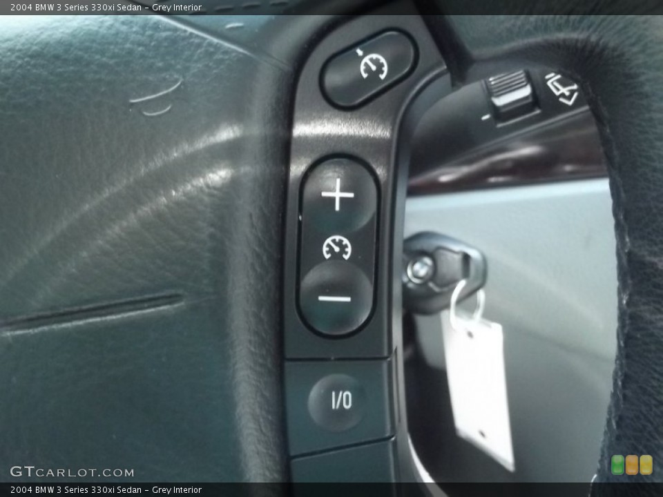 Grey Interior Controls for the 2004 BMW 3 Series 330xi Sedan #82491128