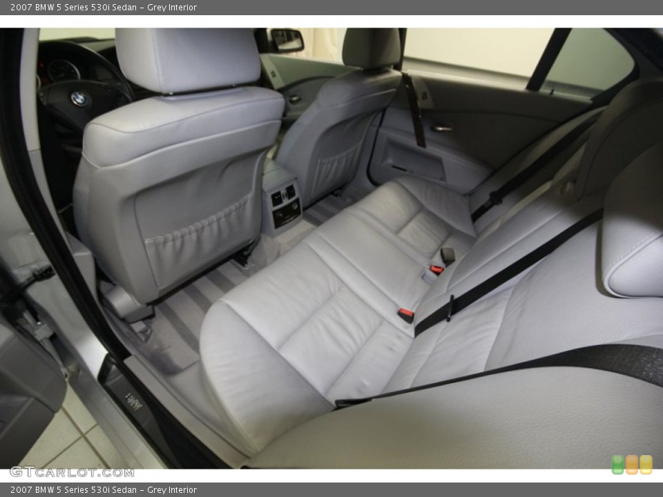 Grey Interior Rear Seat for the 2007 BMW 5 Series 530i Sedan #82496926