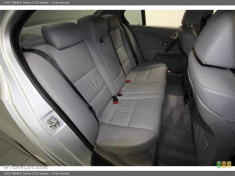 Grey Interior Rear Seat for the 2007 BMW 5 Series 530i Sedan #82497067