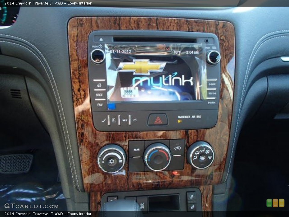 Ebony Interior Controls for the 2014 Chevrolet Traverse LT AWD #82502441