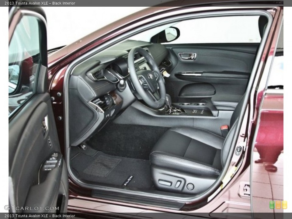 Black Interior Photo for the 2013 Toyota Avalon XLE #82514844