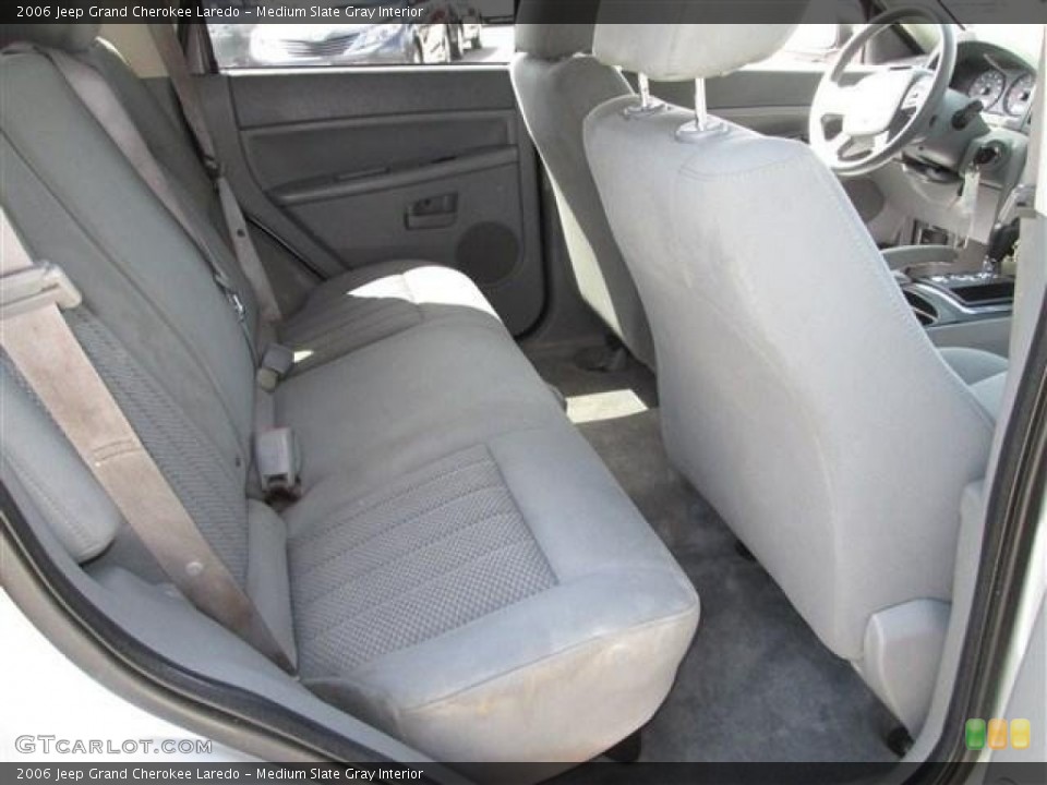 Medium Slate Gray Interior Rear Seat for the 2006 Jeep Grand Cherokee Laredo #82530075