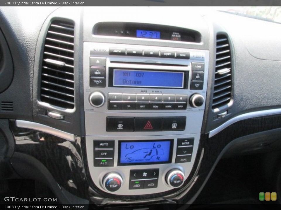 Black Interior Controls for the 2008 Hyundai Santa Fe Limited #82531807