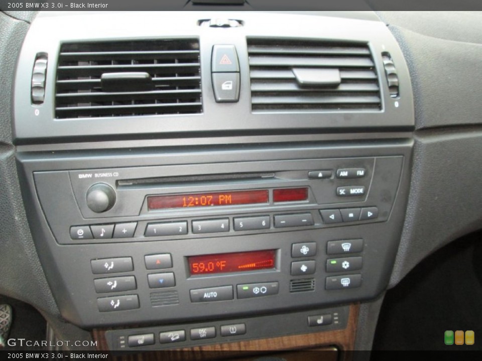 Black Interior Controls for the 2005 BMW X3 3.0i #82532414