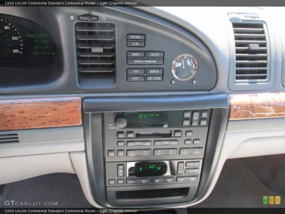 Light Graphite Interior Controls for the 1999 Lincoln Continental  #82535414