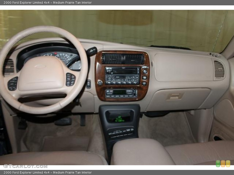 Medium Prairie Tan Interior Dashboard for the 2000 Ford Explorer Limited 4x4 #82544618