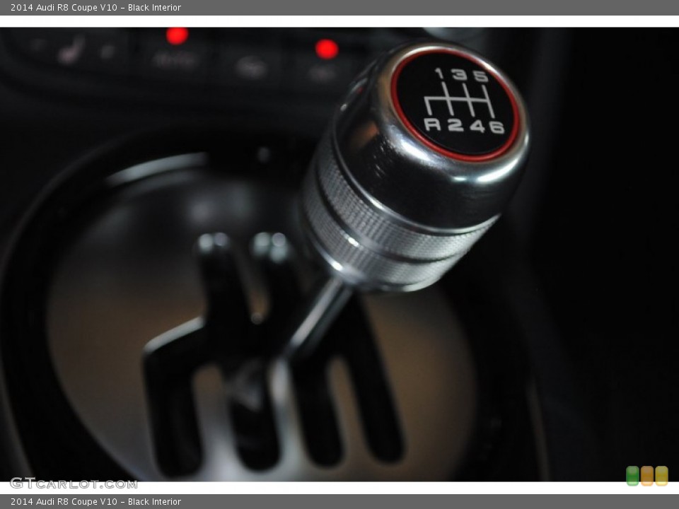 Black Interior Transmission for the 2014 Audi R8 Coupe V10 #82569556