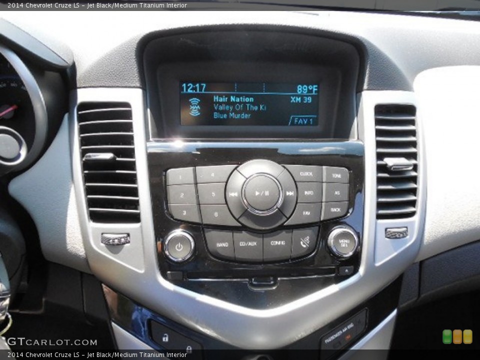 Jet Black/Medium Titanium Interior Controls for the 2014 Chevrolet Cruze LS #82572057
