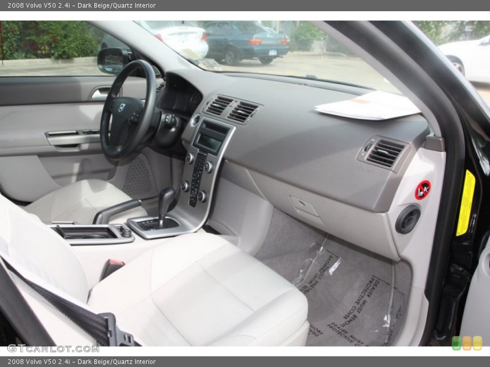Dark Beige/Quartz Interior Photo for the 2008 Volvo V50 2.4i #82595725