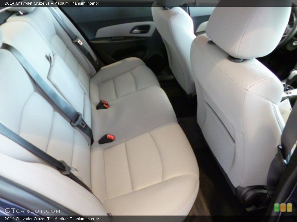 Medium Titanium Interior Rear Seat for the 2014 Chevrolet Cruze LT #82600621