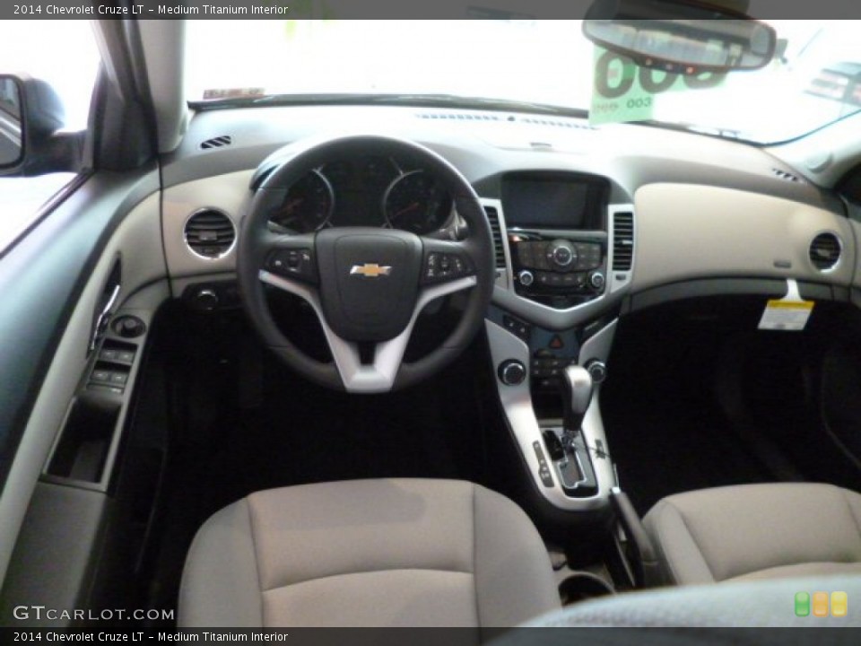 Medium Titanium Interior Dashboard for the 2014 Chevrolet Cruze LT #82600652