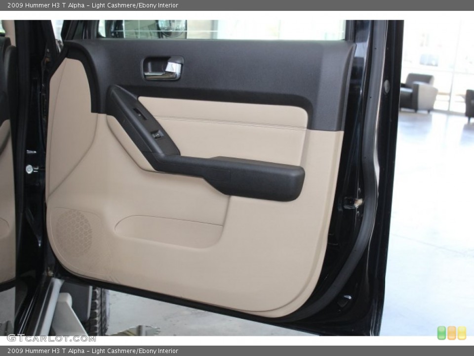 Light Cashmere/Ebony Interior Door Panel for the 2009 Hummer H3 T Alpha #82609275