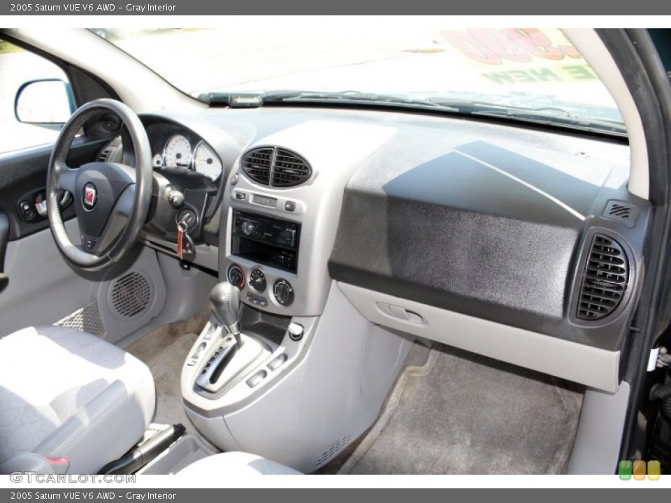 Gray Interior Dashboard for the 2005 Saturn VUE V6 AWD #82609324