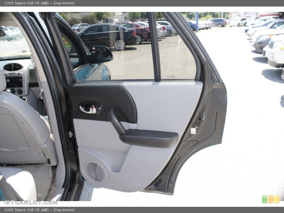 Gray Interior Door Panel for the 2005 Saturn VUE V6 AWD #82609394