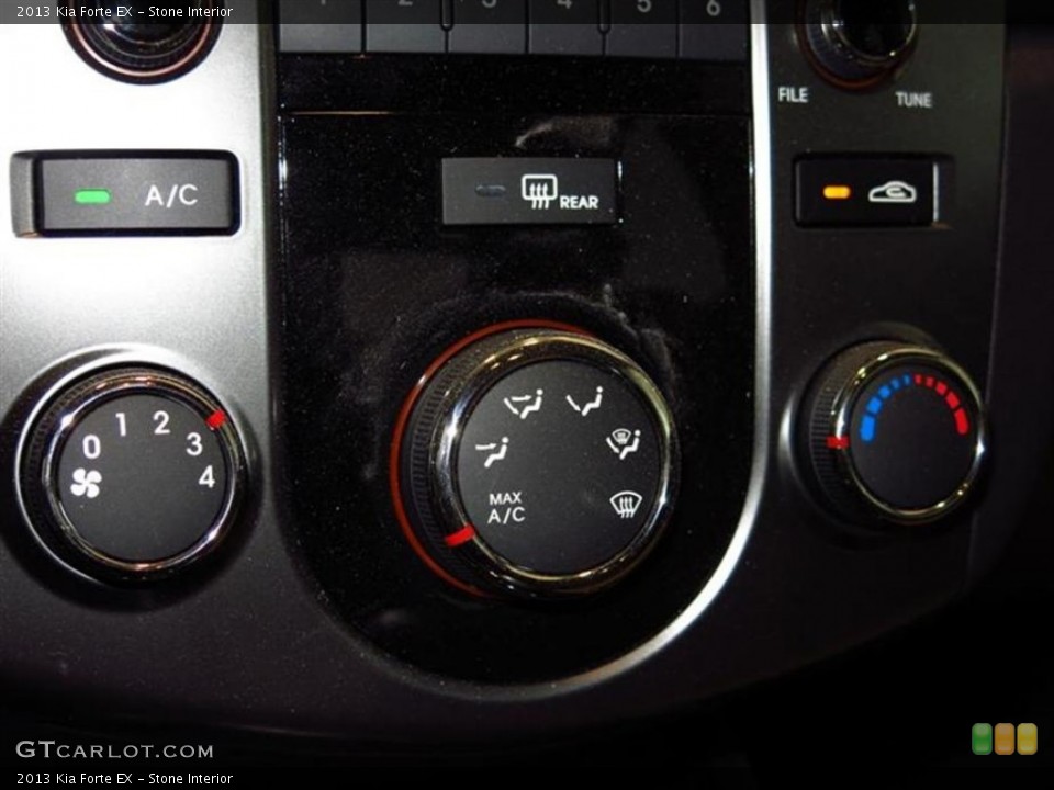 Stone Interior Controls for the 2013 Kia Forte EX #82632794