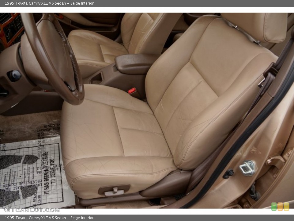 Beige 1995 Toyota Camry Interiors