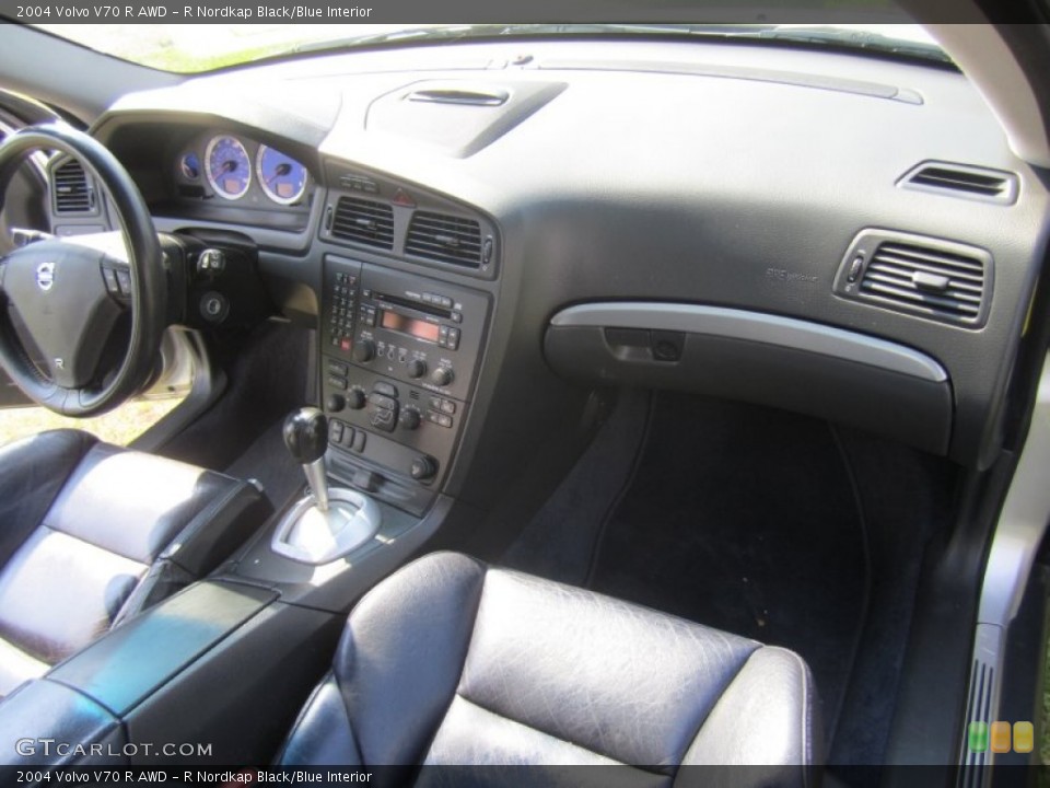 R Nordkap Black/Blue Interior Dashboard for the 2004 Volvo V70 R AWD #82648714